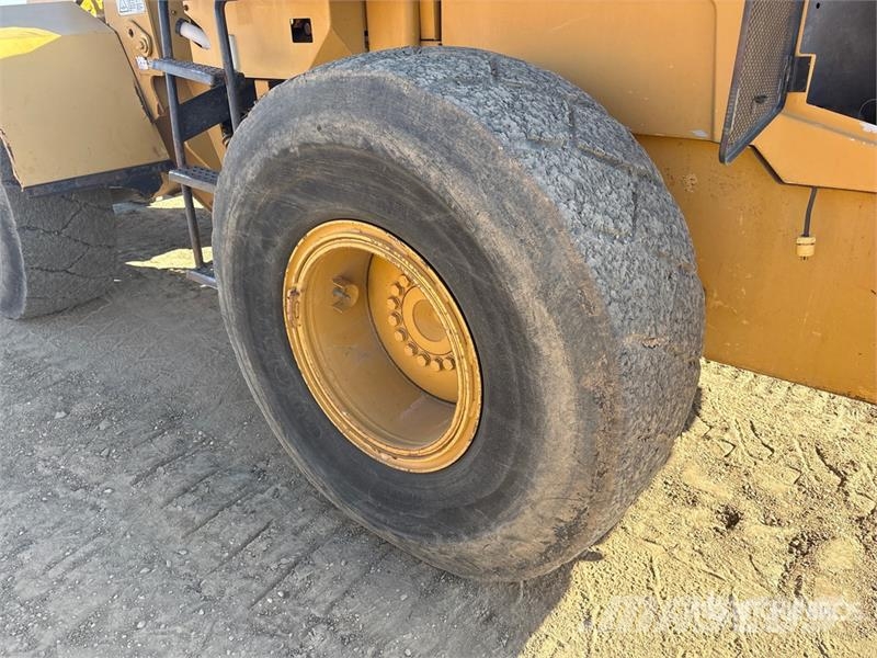 CAT 938G Utovarivači na kotačima