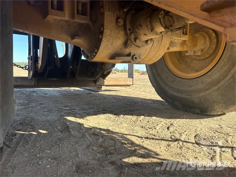 CAT 938G Utovarivači na kotačima