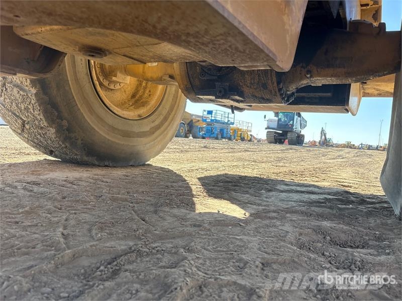CAT 938G Utovarivači na kotačima