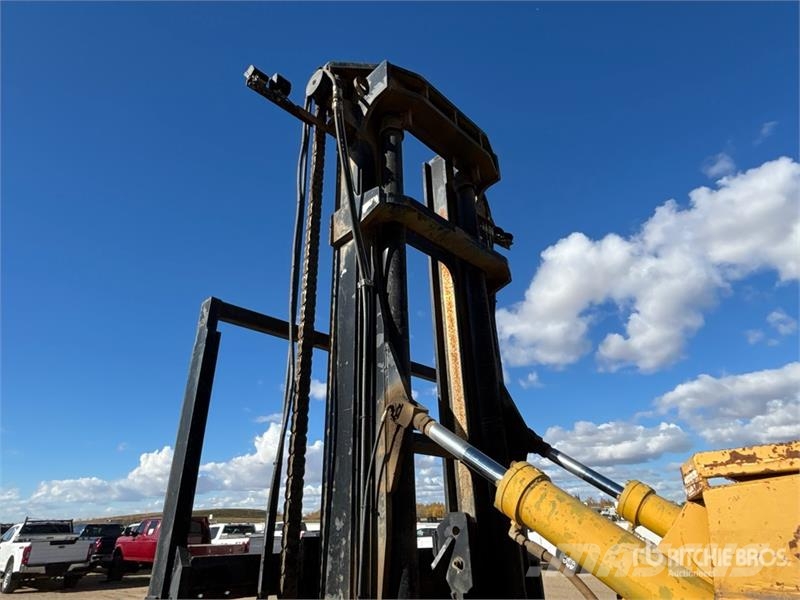 CAT 938G Rough Terrain Forklift Arazi tipi forklift