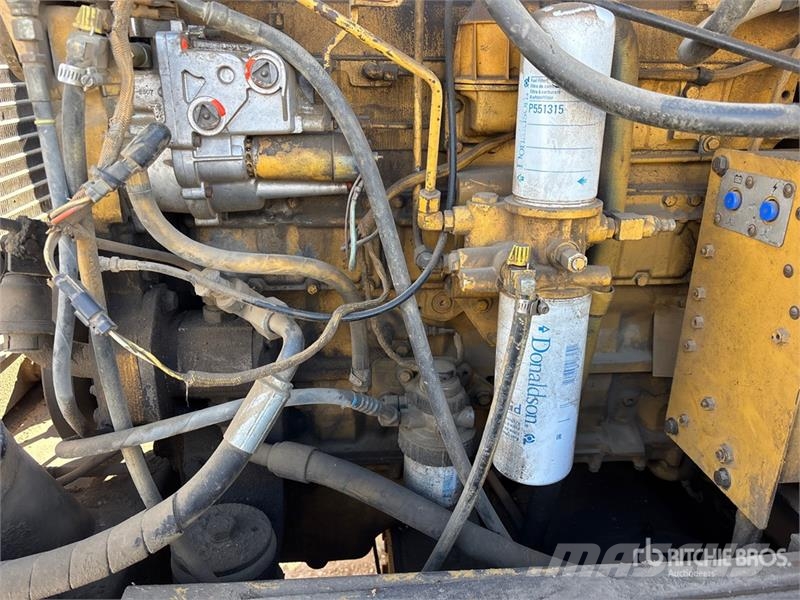 CAT 938G Rough Terrain Forklift Arazi tipi forklift