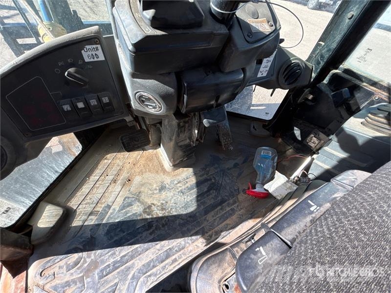 CAT 938G Rough Terrain Forklift Arazi tipi forklift