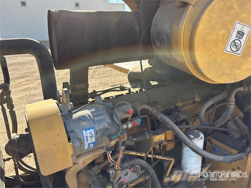 CAT 938G Rough Terrain Forklift Arazi tipi forklift