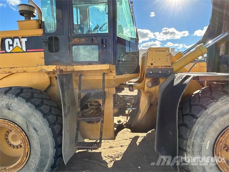 CAT 938G Rough Terrain Forklift Arazi tipi forklift