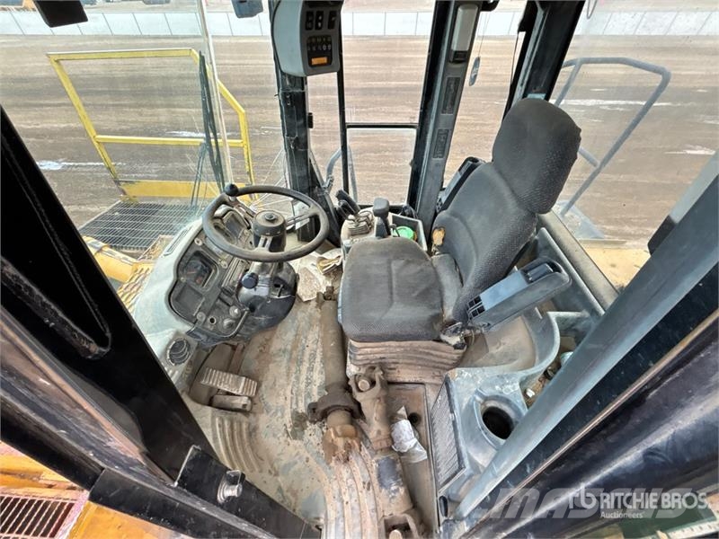 CAT 950G Series II Visureigiai krautuvai