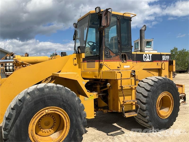 CAT 960F Rataslaadurid