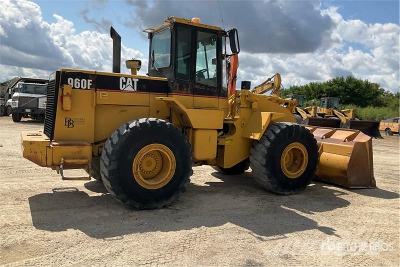 CAT 960F Rataslaadurid