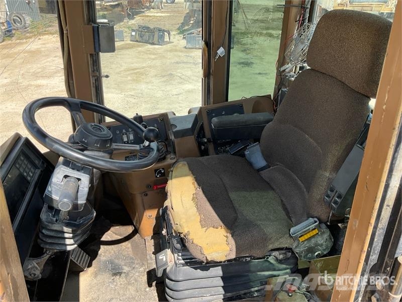 CAT 960F Rataslaadurid