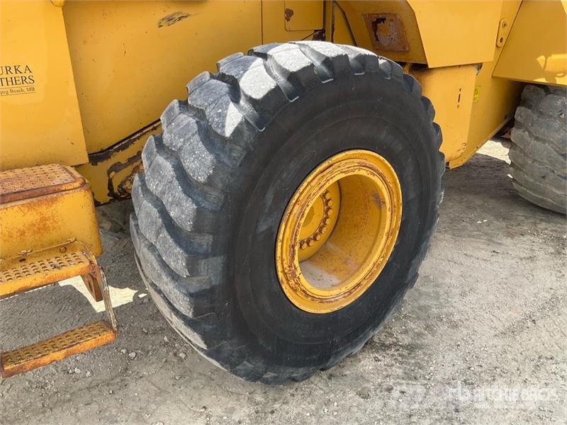 CAT 960F Rataslaadurid