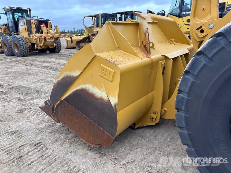 CAT 966 Wheel Loader Wielladers