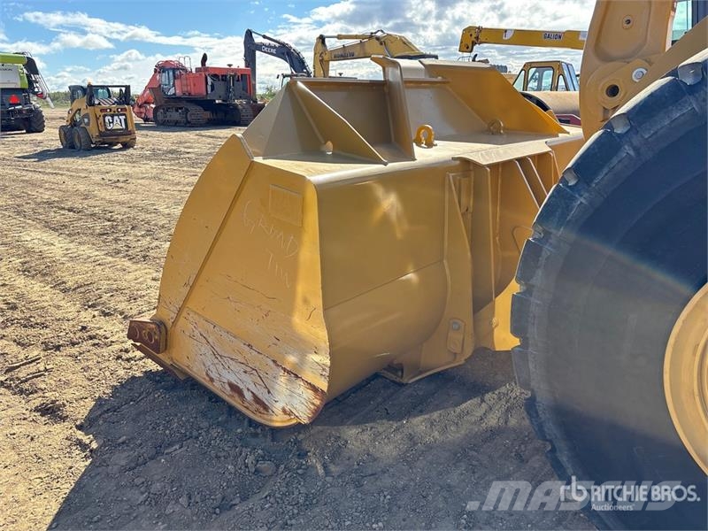 CAT 966 Wheel Loader Radlader
