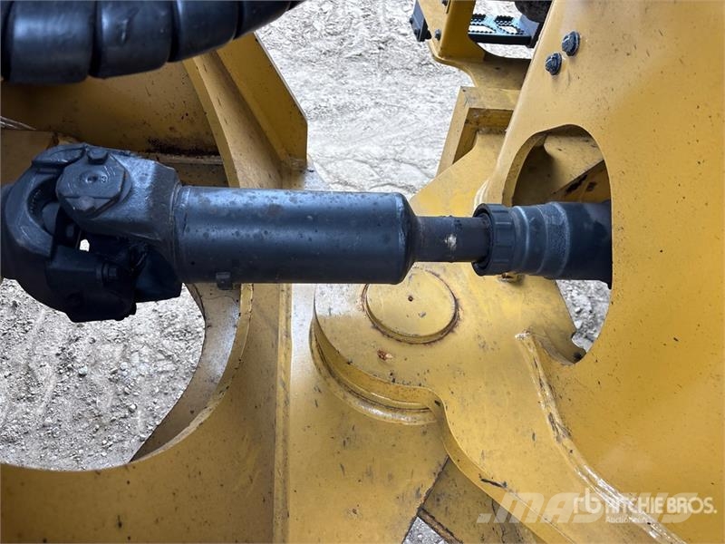 CAT 966 Wheel Loader Wielladers