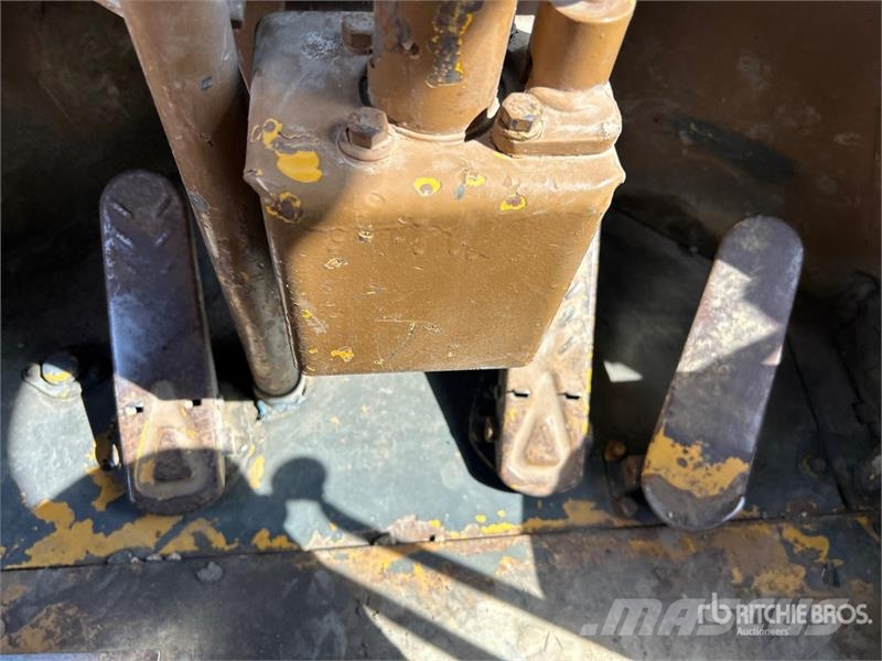 CAT 966C Φορτωτές με λάστιχα (Τροχοφόροι)