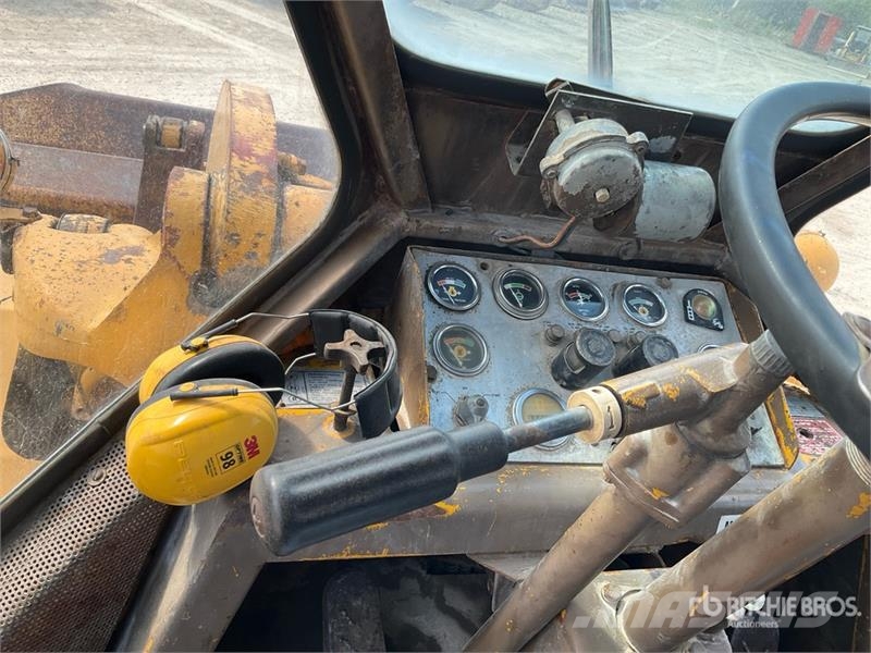 CAT 966C Tekerlekli yükleyiciler