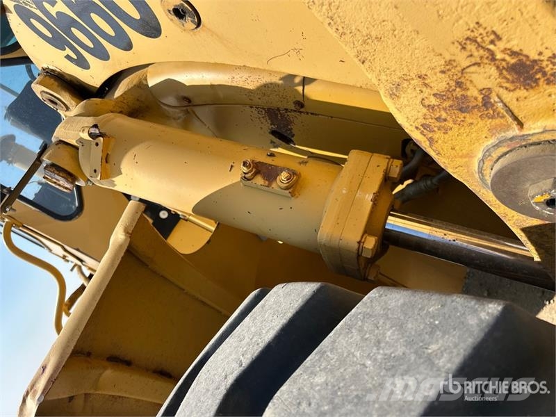 CAT 966C Φορτωτές με λάστιχα (Τροχοφόροι)