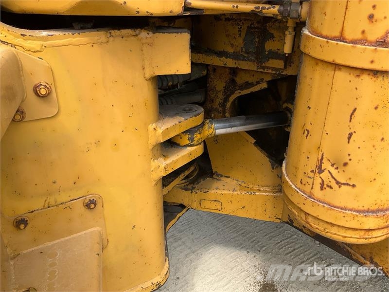 CAT 966C Tekerlekli yükleyiciler