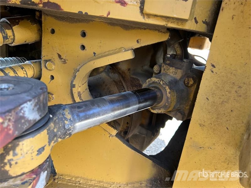 CAT 966C Φορτωτές με λάστιχα (Τροχοφόροι)