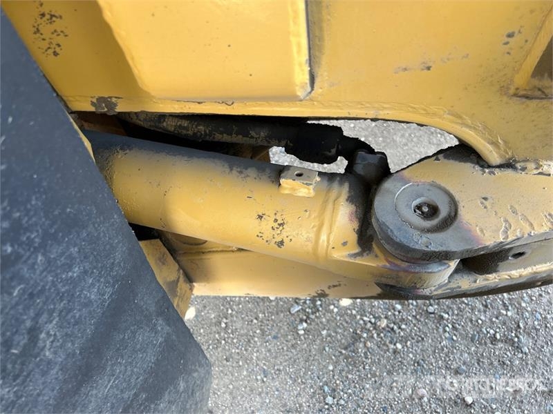 CAT 966C Φορτωτές με λάστιχα (Τροχοφόροι)