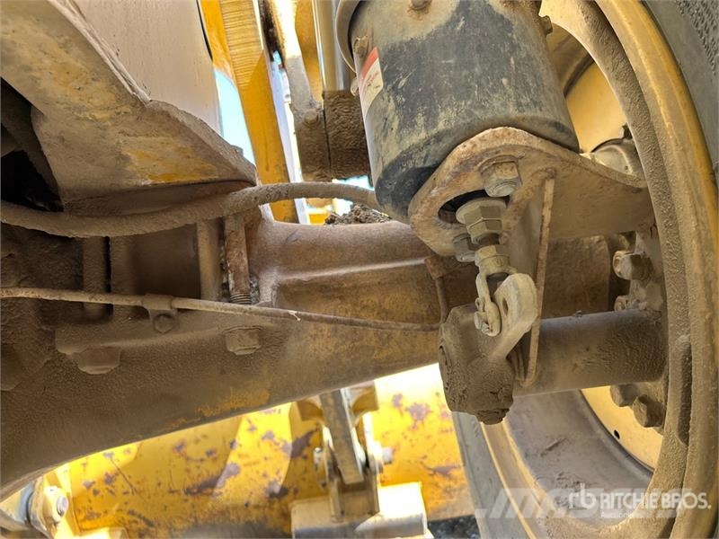 CAT 966C Φορτωτές με λάστιχα (Τροχοφόροι)