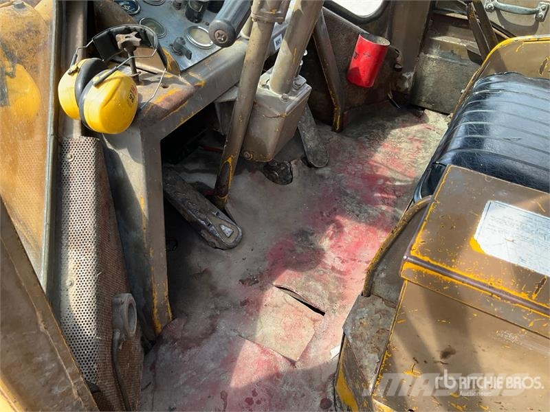 CAT 966C Tekerlekli yükleyiciler