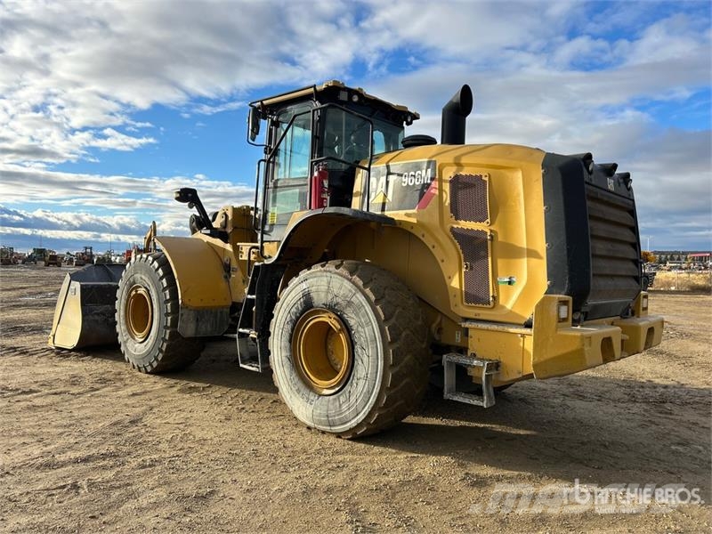 CAT 966M Wheel Loader Gumikerekes homlokrakodók
