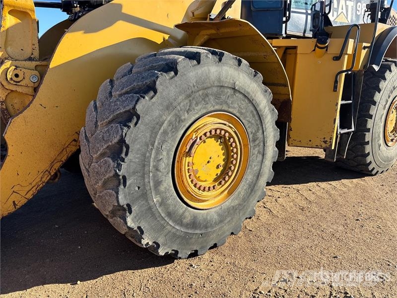 CAT 980K لوادر بعجل