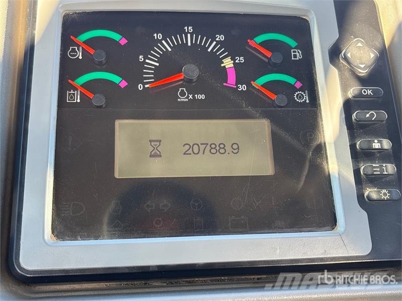CAT 980K لوادر بعجل