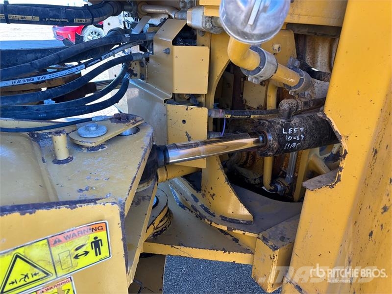 CAT 980K لوادر بعجل