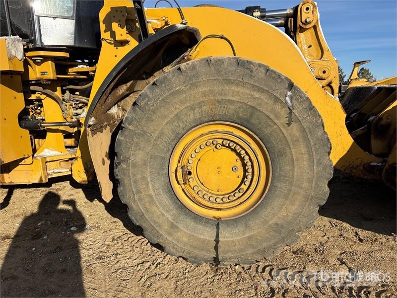 CAT 980M Gumikerekes homlokrakodók