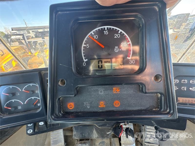 CAT 988H Iekrāvēji uz riteņiem