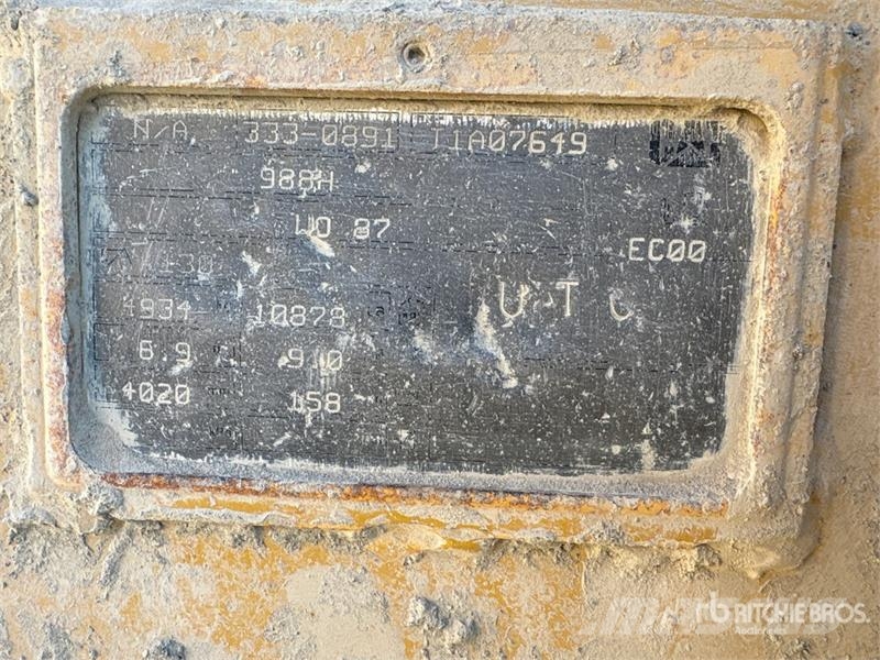 CAT 988H Iekrāvēji uz riteņiem