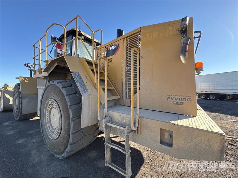 CAT 988H Iekrāvēji uz riteņiem