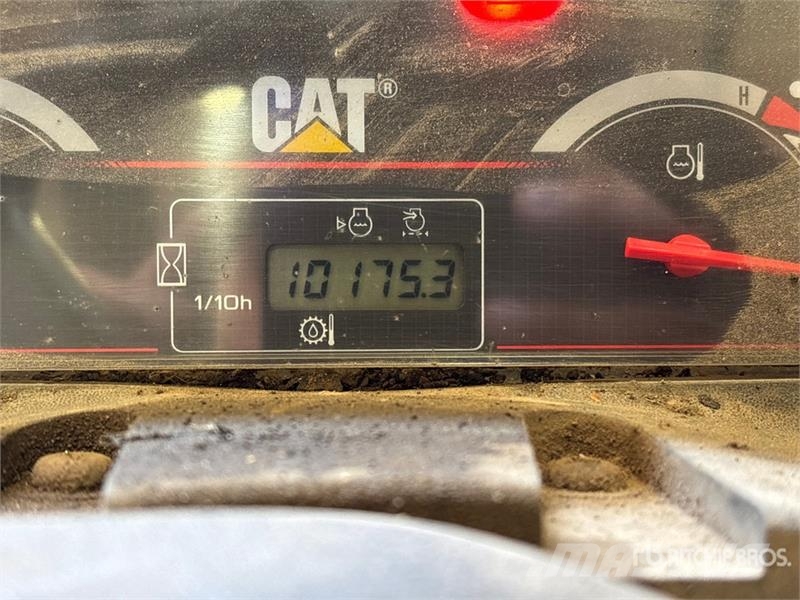 CAT C5000-LP 5000 lb Cushion Tire Forklift Targoncák-Egyéb