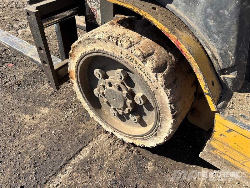 CAT C5000-LP 5000 lb Cushion Tire Forklift Targoncák-Egyéb