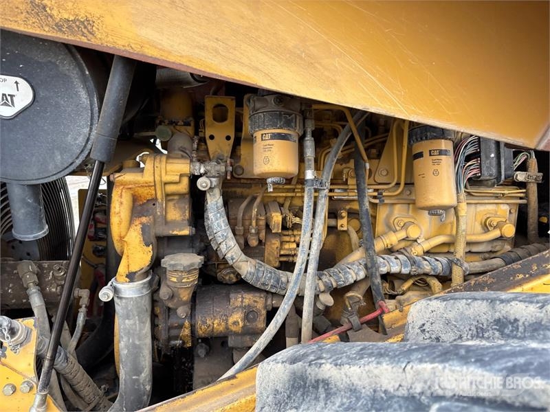 CAT CP-563E Vibratory Padfoot Drum Compactor (Inoperab Single drum rollers