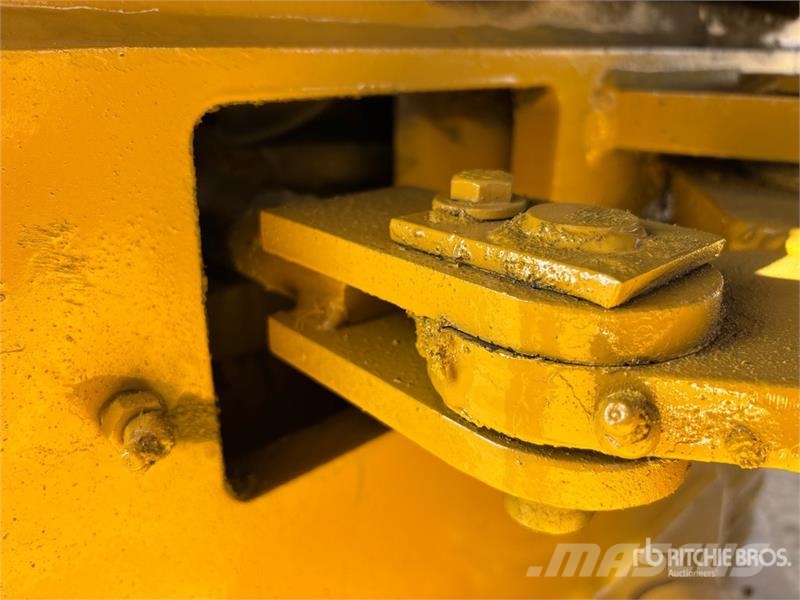 CAT CP433 Padfoot Drum Compactor Οδοστρωτήρες μονού κυλίνδρου