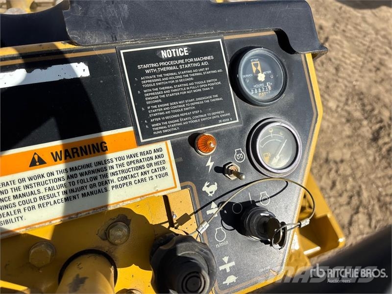 CAT CP433 Padfoot Drum Compactor Οδοστρωτήρες μονού κυλίνδρου