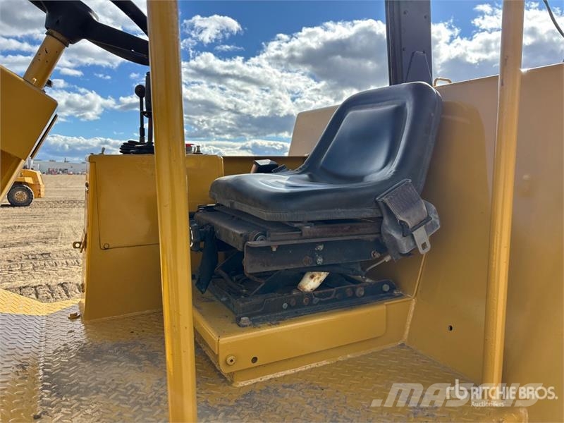 CAT CP433 Padfoot Drum Compactor Οδοστρωτήρες μονού κυλίνδρου