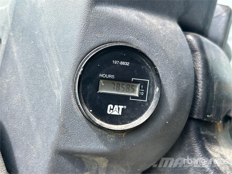 CAT CS563E Vibratory Smooth Drum Compactor 싱글 드럼 롤러