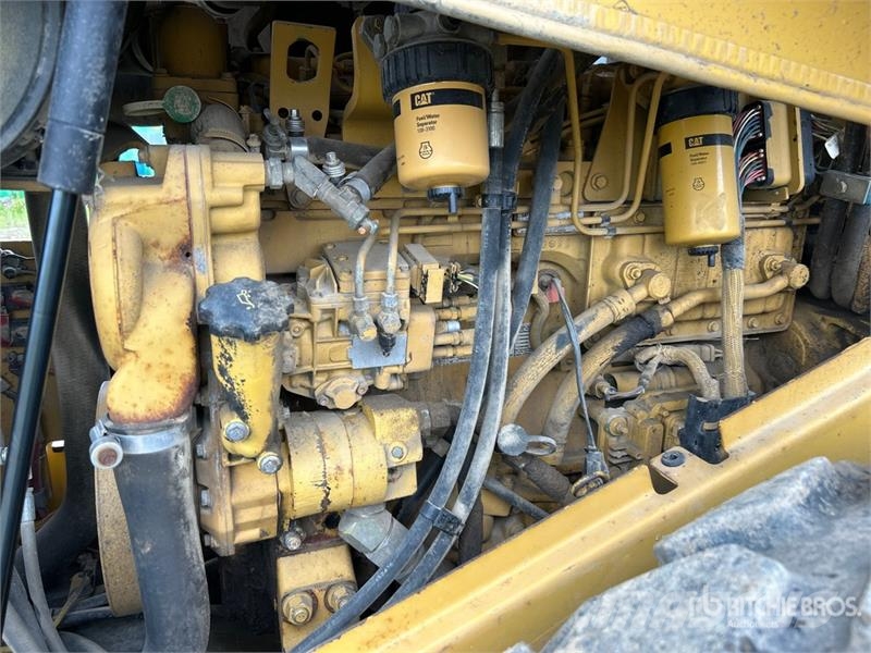 CAT CS563E Vibratory Smooth Drum Compactor 싱글 드럼 롤러