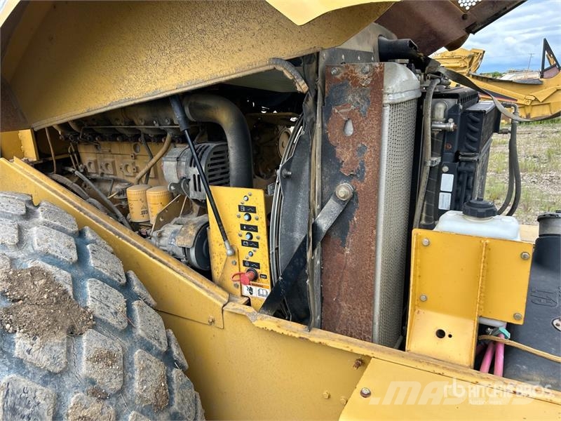 CAT CS563E Vibratory Smooth Drum Compactor 싱글 드럼 롤러