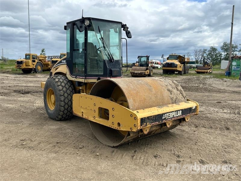 CAT CS563E Vibratory Smooth Drum Compactor 싱글 드럼 롤러