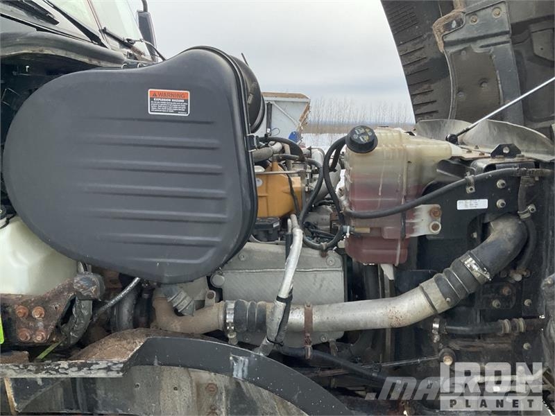 CAT CT660 Kipper