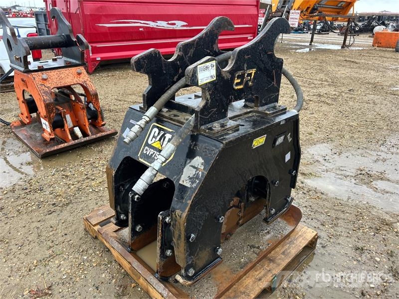CAT CVP75 Plate Compactor Attachment دكاكات أفقية