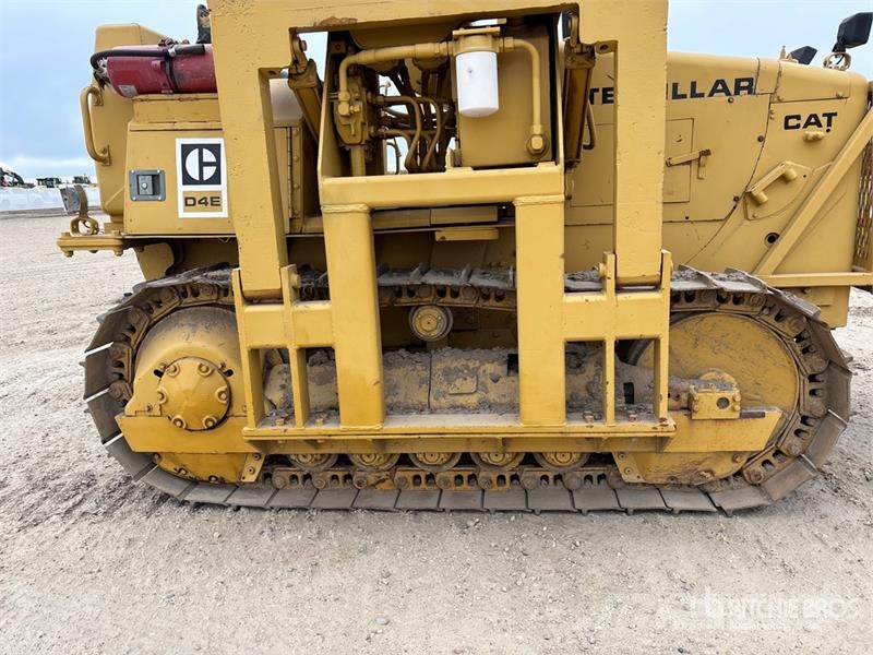CAT D4E Pipelayer w/ Midwestern Conversion Rohrverlegeraupen