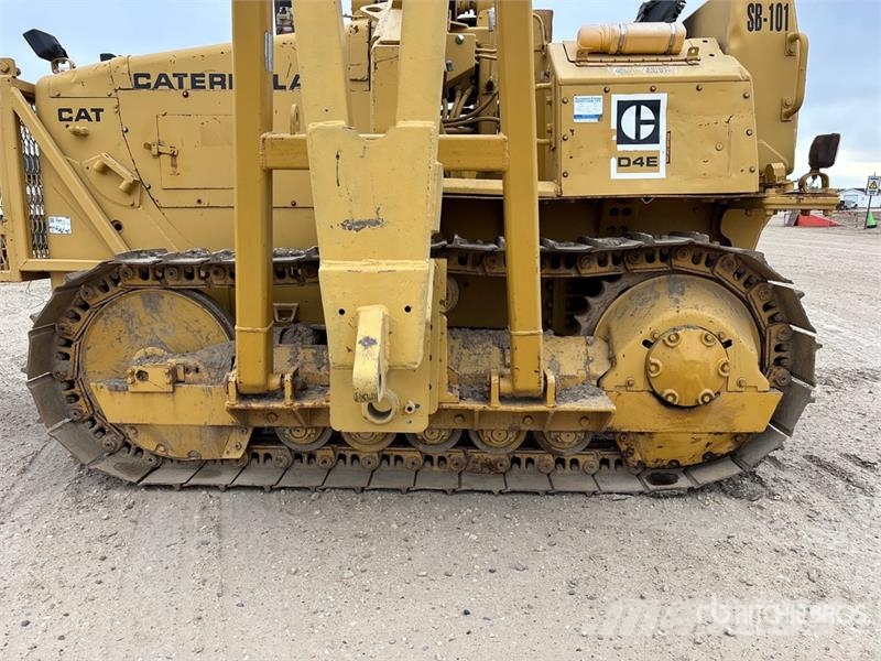 CAT D4E Pipelayer w/ Midwestern Conversion Rohrverlegeraupen