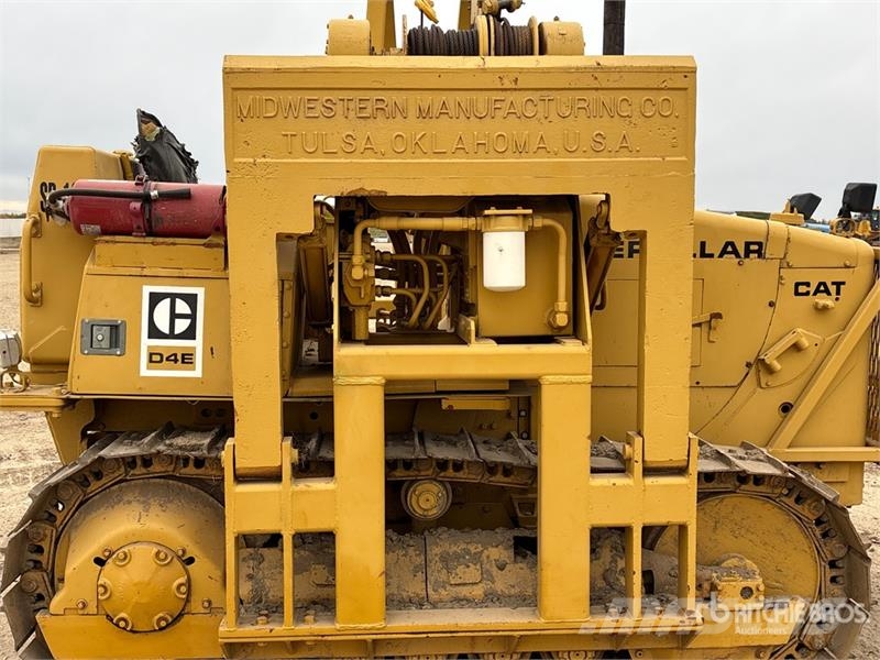 CAT D4E Pipelayer w/ Midwestern Conversion Rohrverlegeraupen