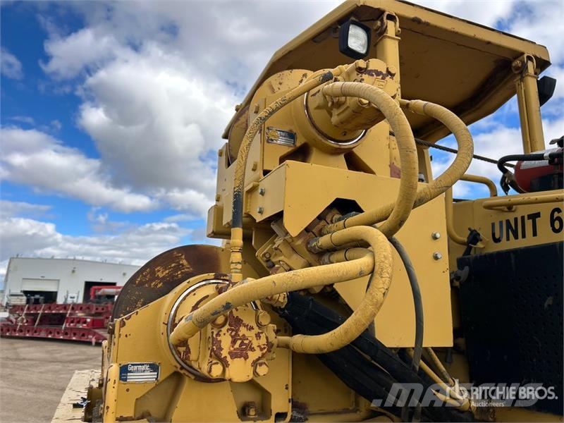 CAT D4H LGP Combination Pipelayer w/ Midwestern M24C C Rohrverlegeraupen