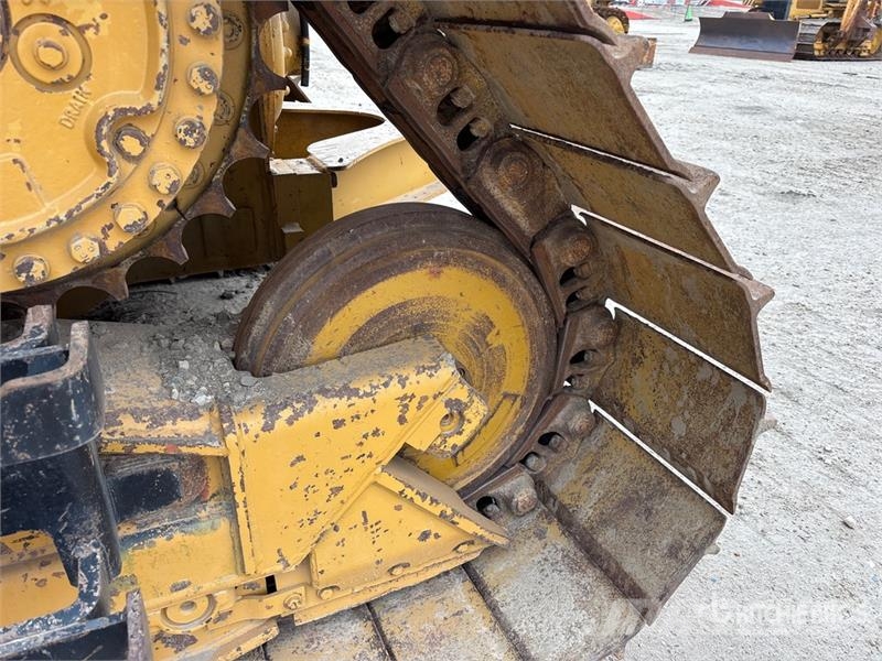 CAT D5M LGP Pipelayer w/ Midwestern M540 Conversion Cauruļvadu buldozeri