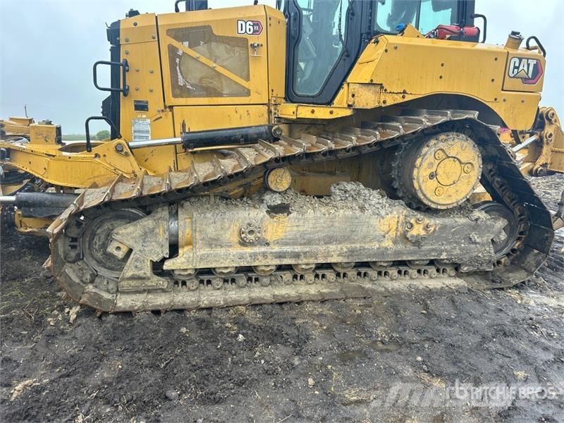CAT D6 XE 履帶推土機